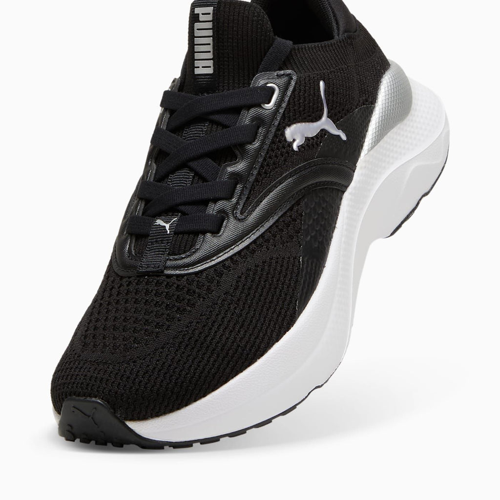 Softride Mayve Women's Shoes - PUMA Black-PUMA Whit - Angled Studio / Lifestyle Shot
