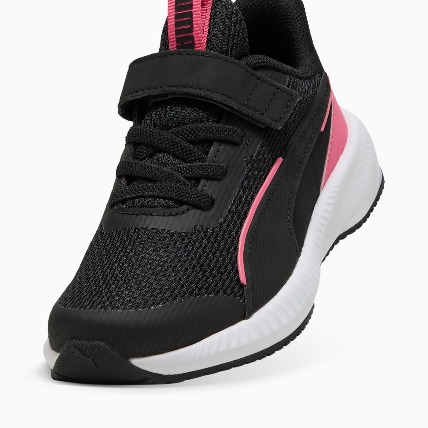 Flyer 3 AC+ Kids' Shoes - PUMA Black-Magic Rose-PUM - Angled Studio / Lifestyle Shot