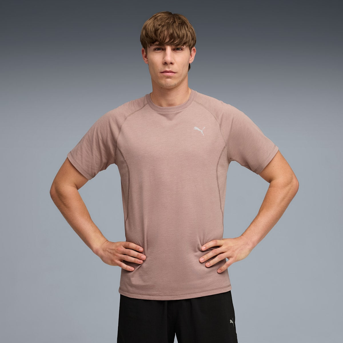 VELOCITY Tri-Blend Running Tee Men - Sandstone Heather model image