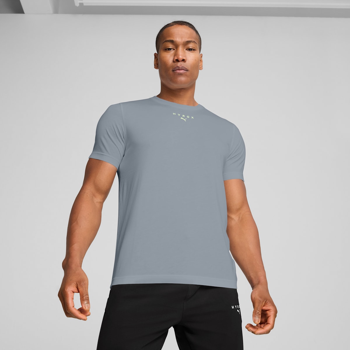 PUMA x HYROX Volunteer Tee Unisex - Cool Mid Gray model image