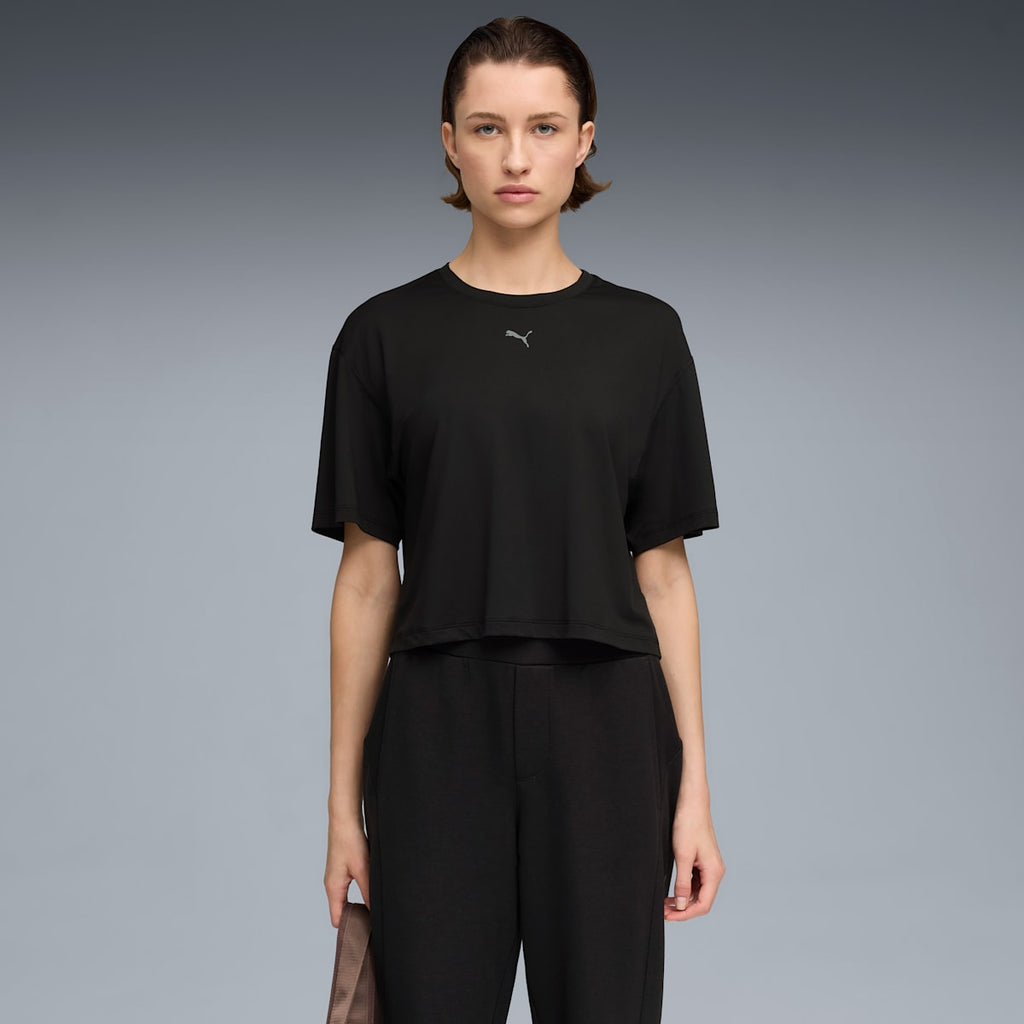 CLOUDSPUN Relaxed Tee Women - PUMA Black model image