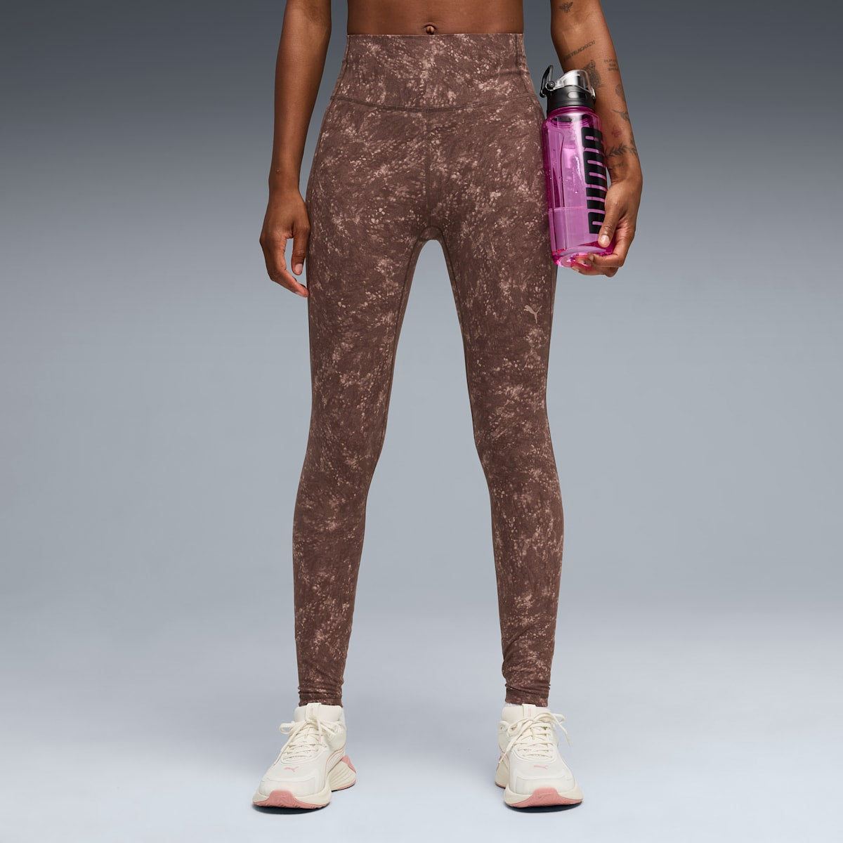 CLOUDSPUN AOP High-Waist Full-Length Tights Women - Chocolate model image