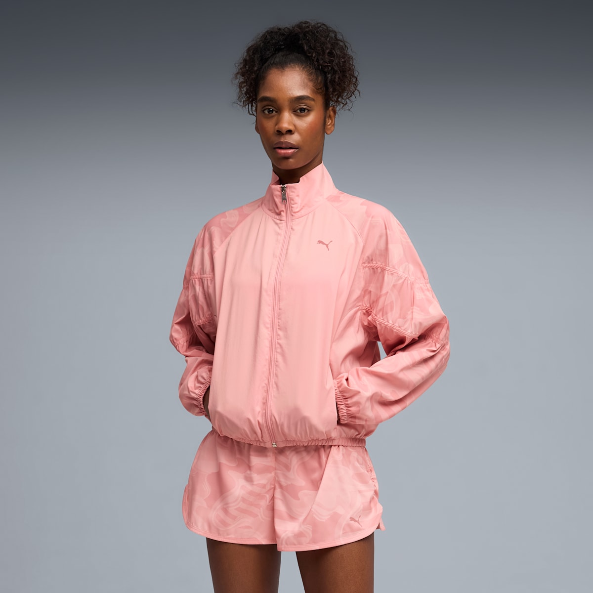 PUMA League Woven Jacket Women - Rosy Outlook model image