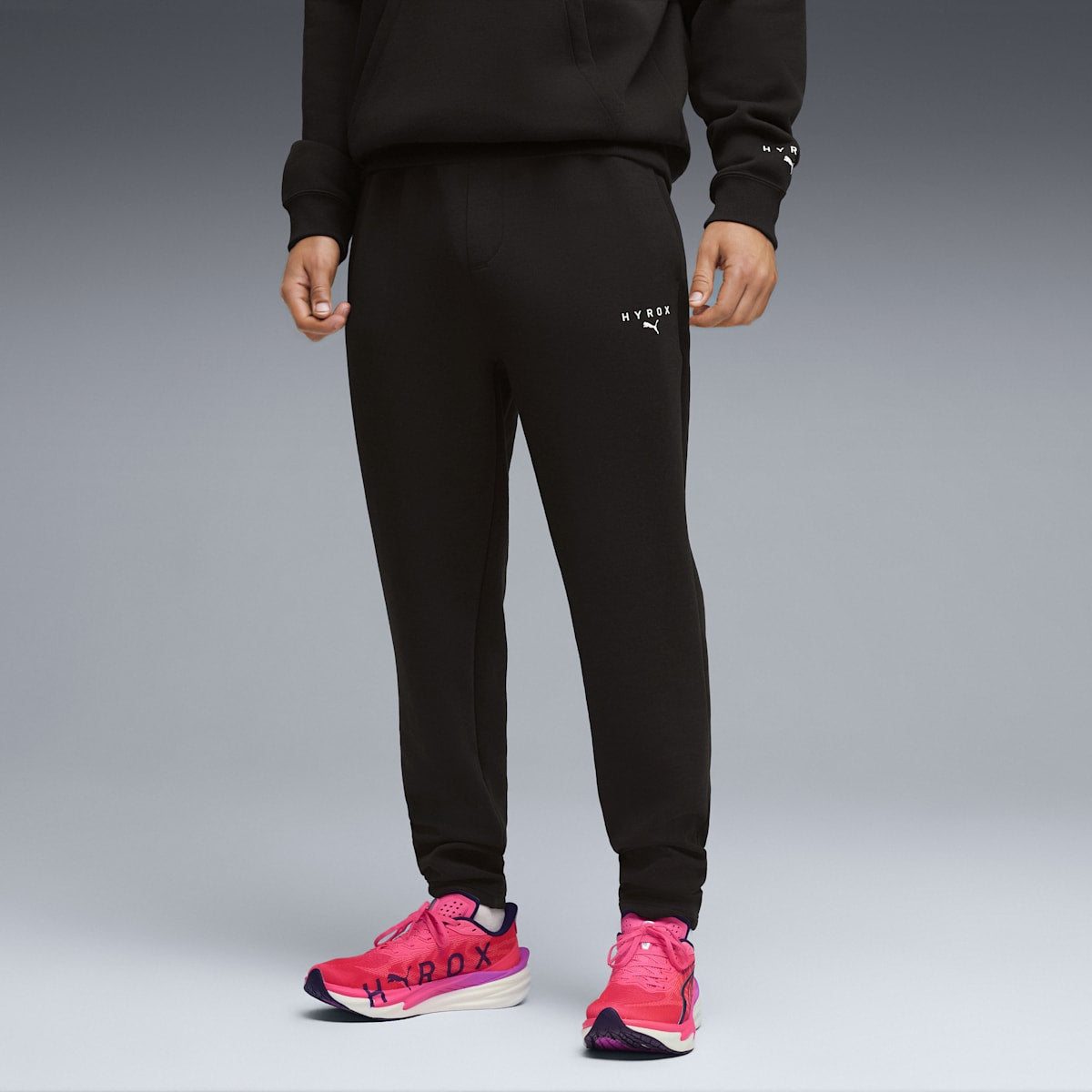 PUMA x HYROX CLOUDSPUN Elevated Pants Men - PUMA Black model image