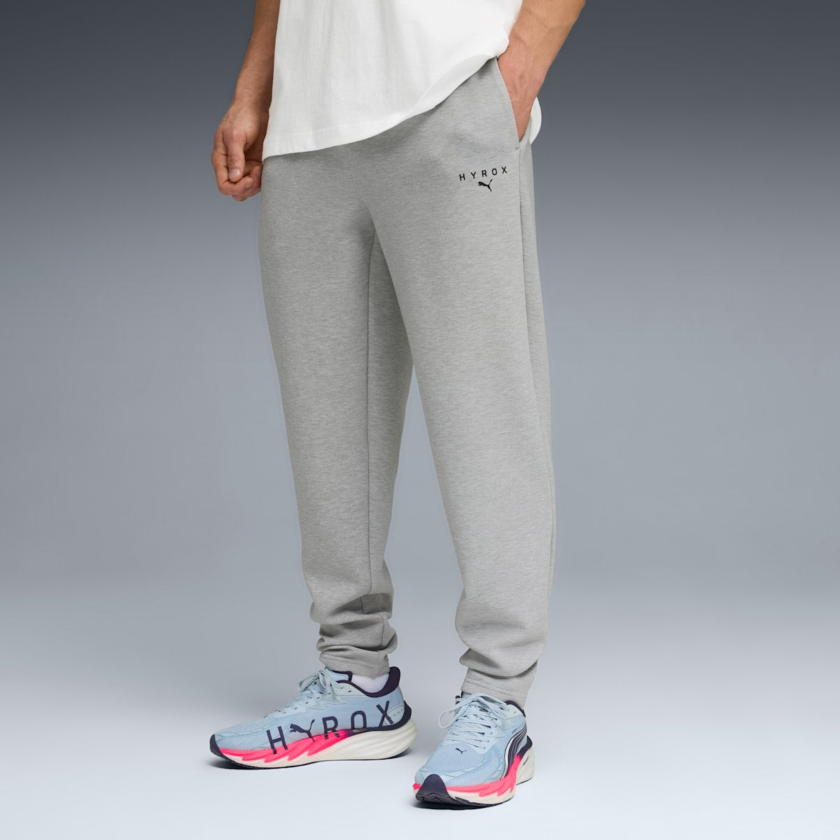 PUMA x HYROX CLOUDSPUN Elevated Pants Men - Light Gray Heather model image