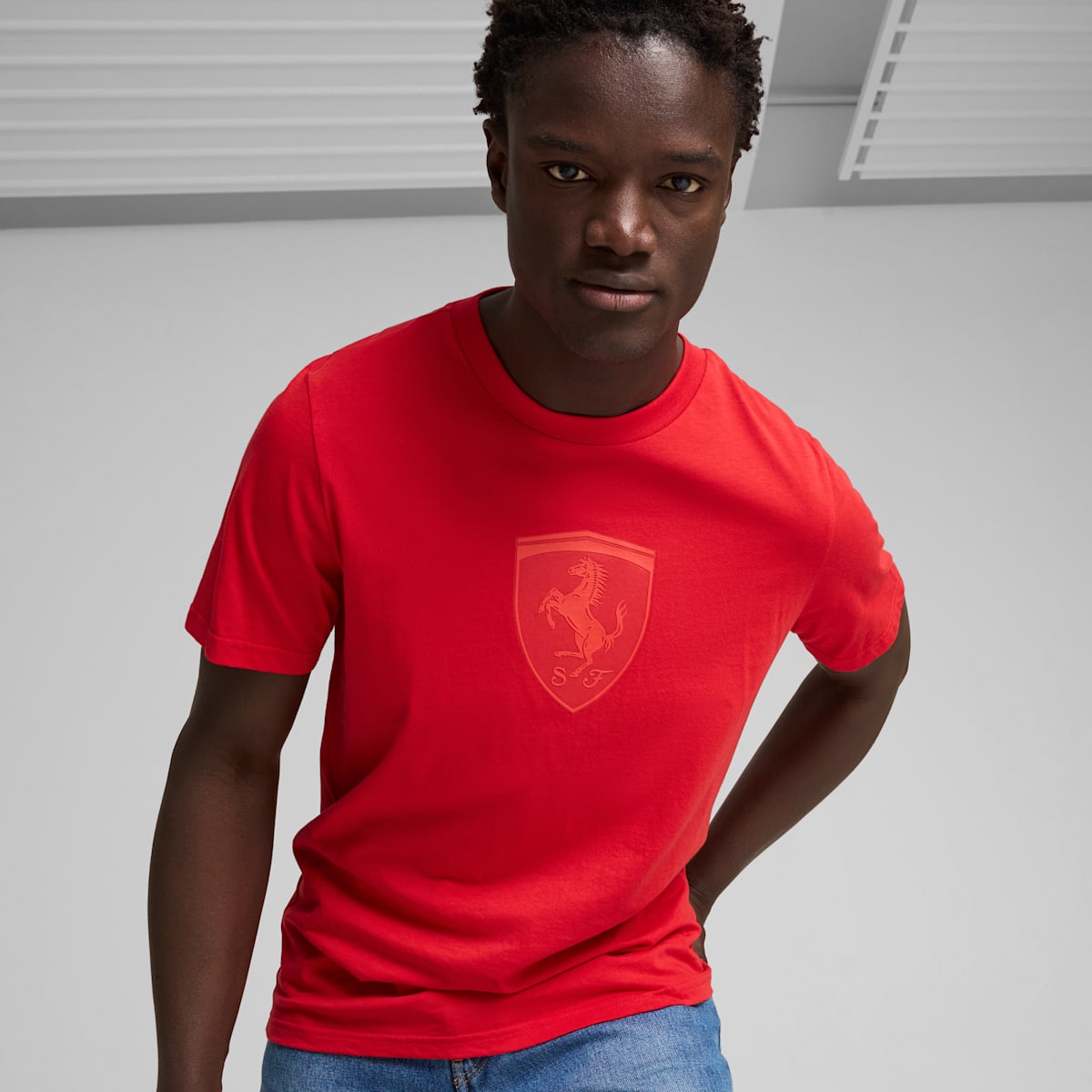 Scuderia Ferrari Race Graphic Tee Men - Rosso Corsa - model-front