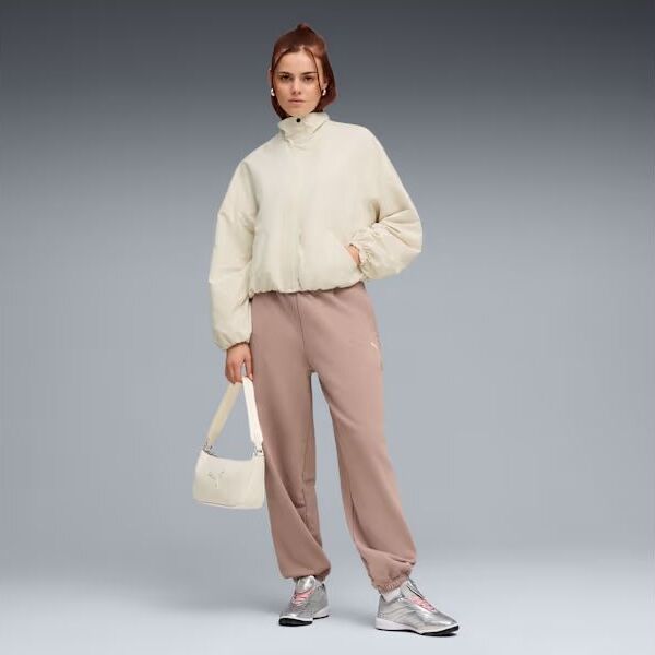 Wardrobe Essentials Women's Relaxed Sweatpants - Sandstone - full model view
