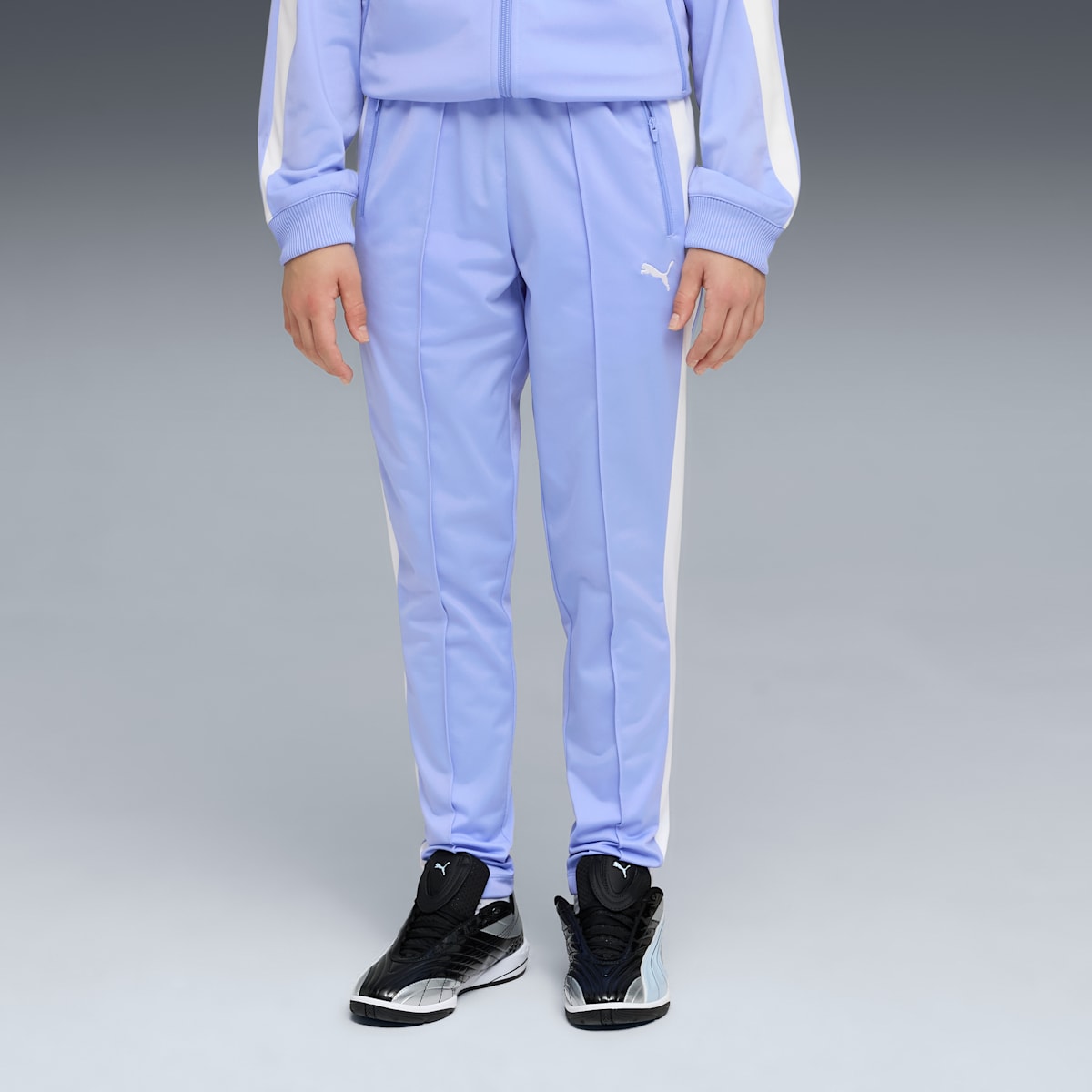 T7 ALWAYS ON Slim Track Pants Youth - Intense Lavender model image