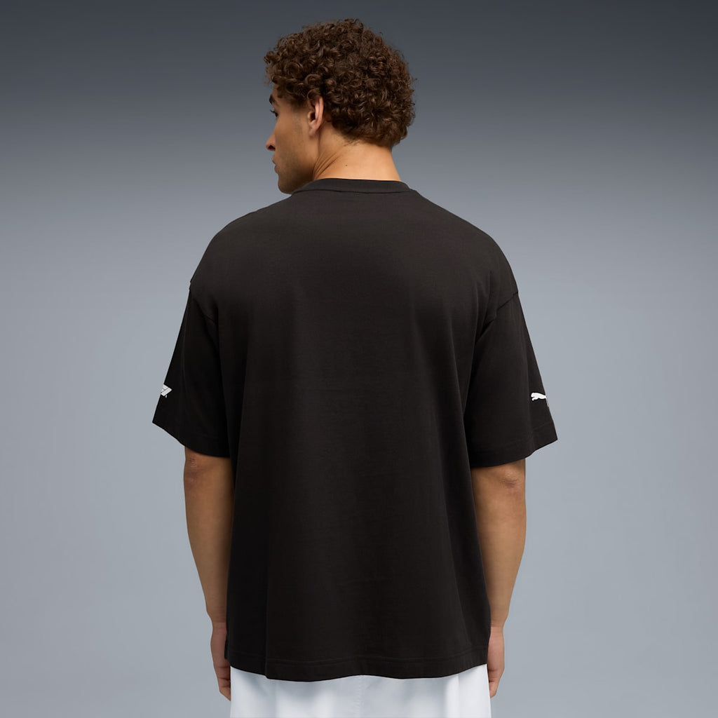 F1® Relaxed Graphic Tee Men - PUMA Black - model-side