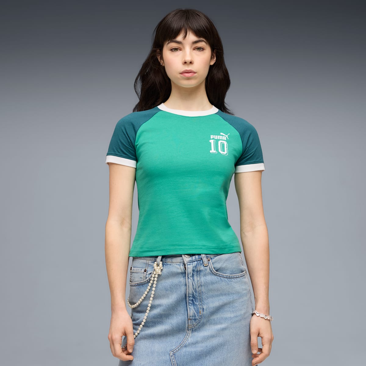 FUTURE.PUMA.ARCHIVE Slim Short Ringer Tee Women - Vibrant Green model image