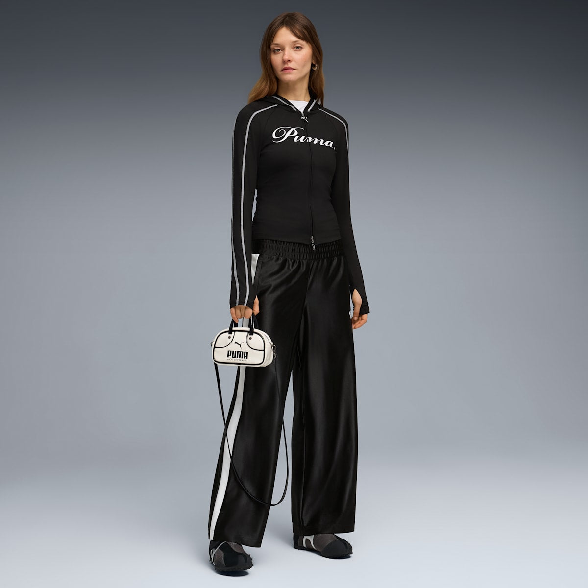 FUTURE.PUMA.ARCHIVE T7 Mid-Rise Track Pants Women - PUMA Black model image