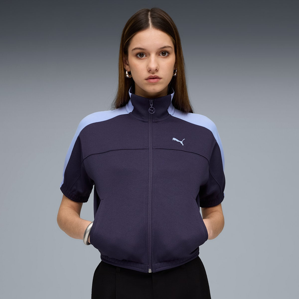 T7 Short Sleeve Full-Zip Jacket Deep Plum model image