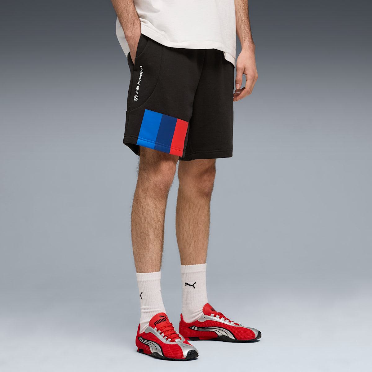 PUMA x BMW M Motorsport PUMATECH-X Shorts model image