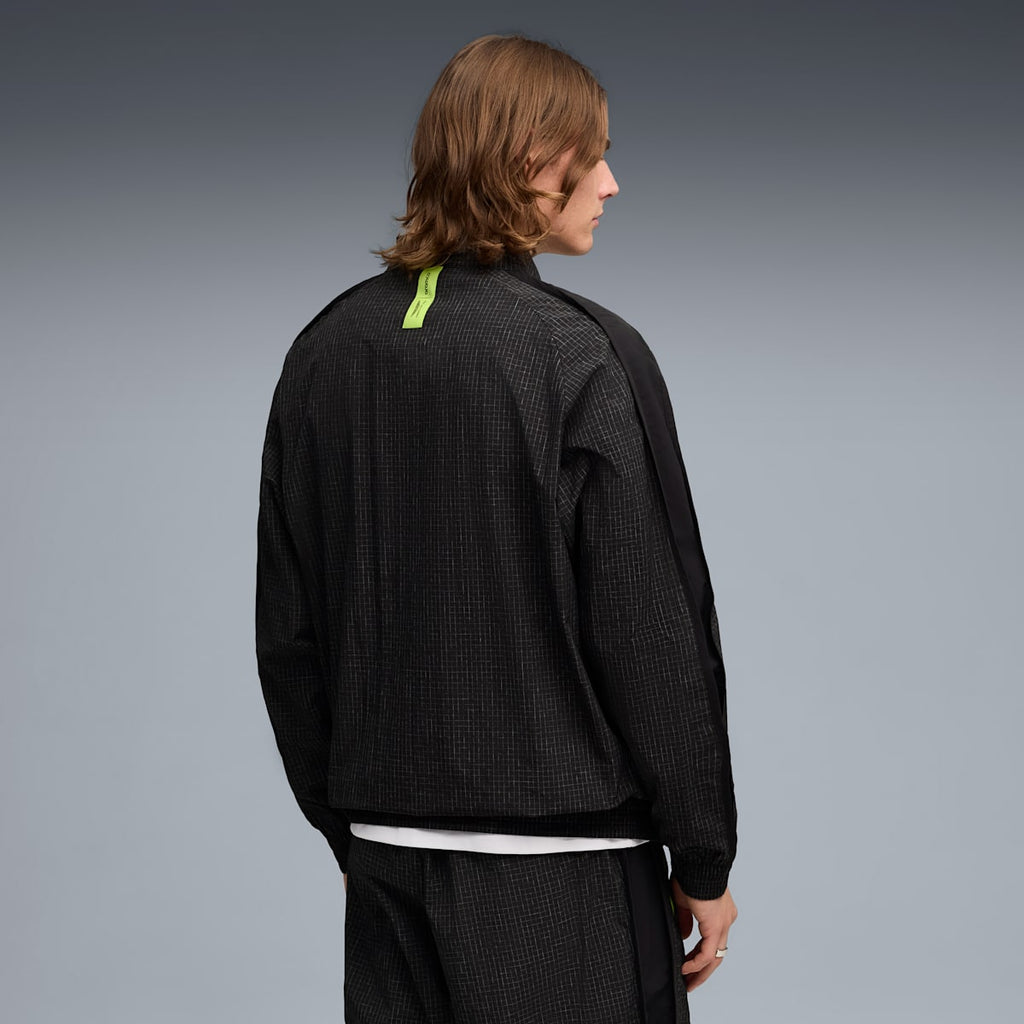 PUMA x ASTON MARTIN ARAMCO F1® TEAM T7 Track Jacket Men, PUMA Black, model back view
