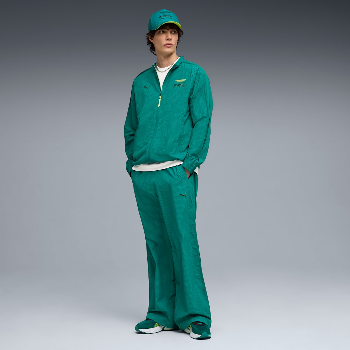 PUMA x ASTON MARTIN ARAMCO F1® TEAM Lifestyle T7 Oversized Pants Men - Green Lux - model-back