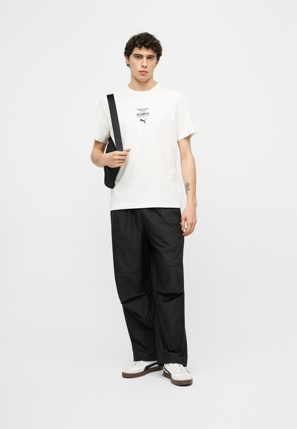 PUMA x ASTON MARTIN ARAMCO F1® TEAM Essentials Tee Men, PUMA White, view 4