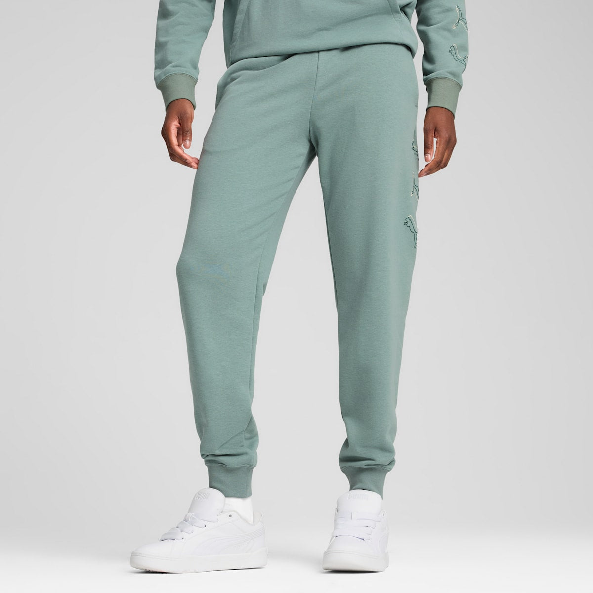 ESS LOGO LAB Execution Sweatpants TR cl model image