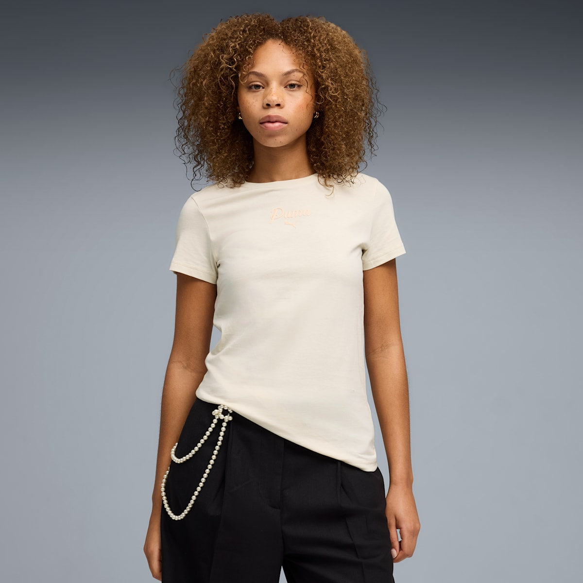 Essentials Script Tee Women - Alpine Snow model image