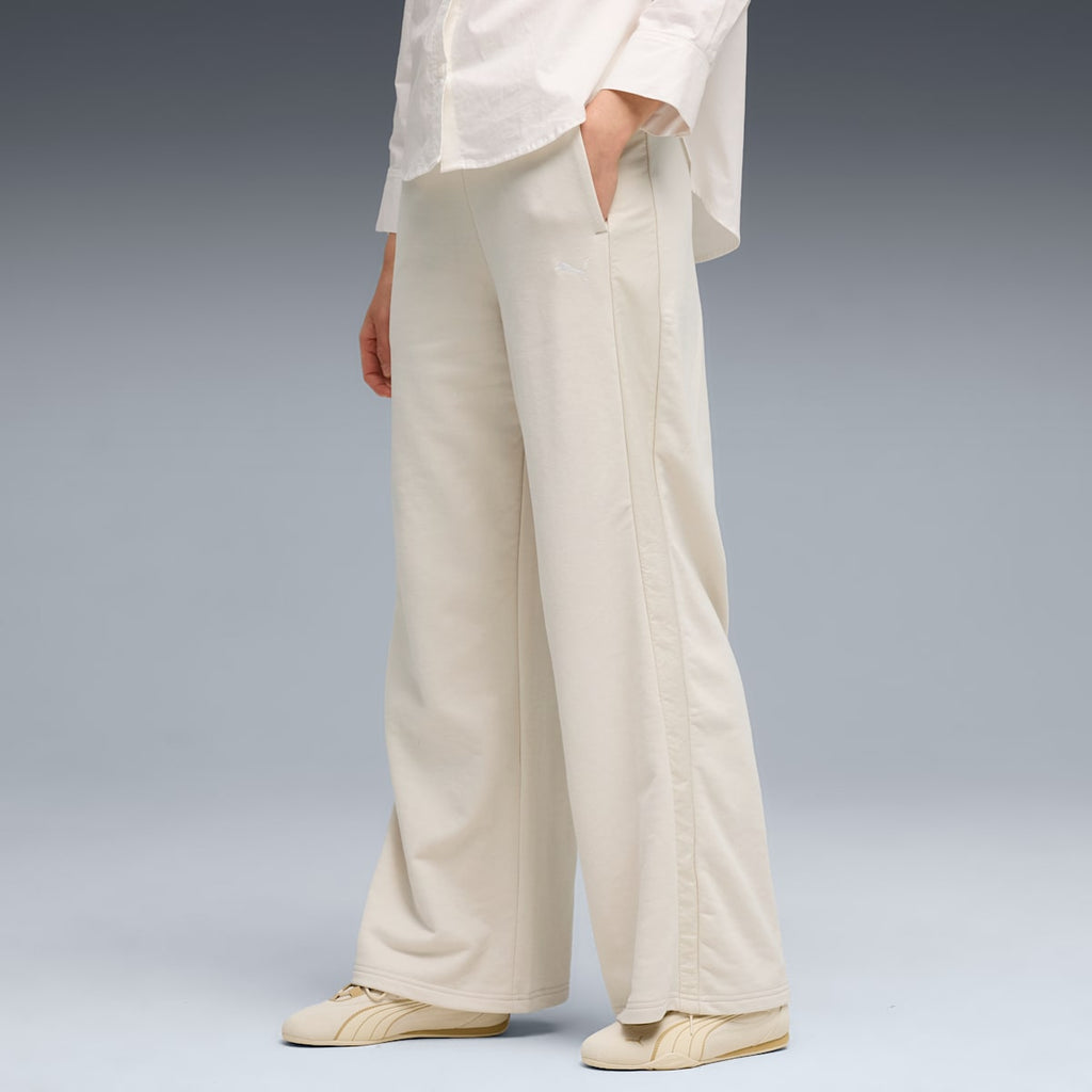HER Comfort High-Waist Wide-Leg Pants Women - Alpine Snow model image