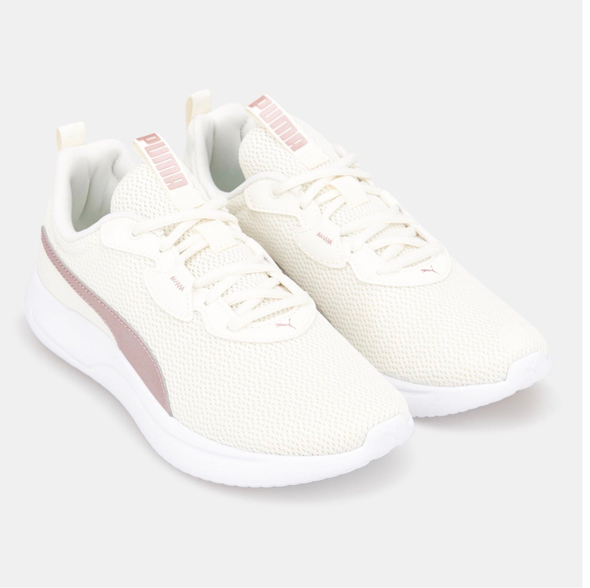 Women’s Resolve shose