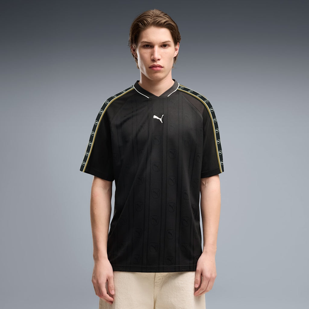PUMA Class Relaxed Tee Men - PUMA Black - on model