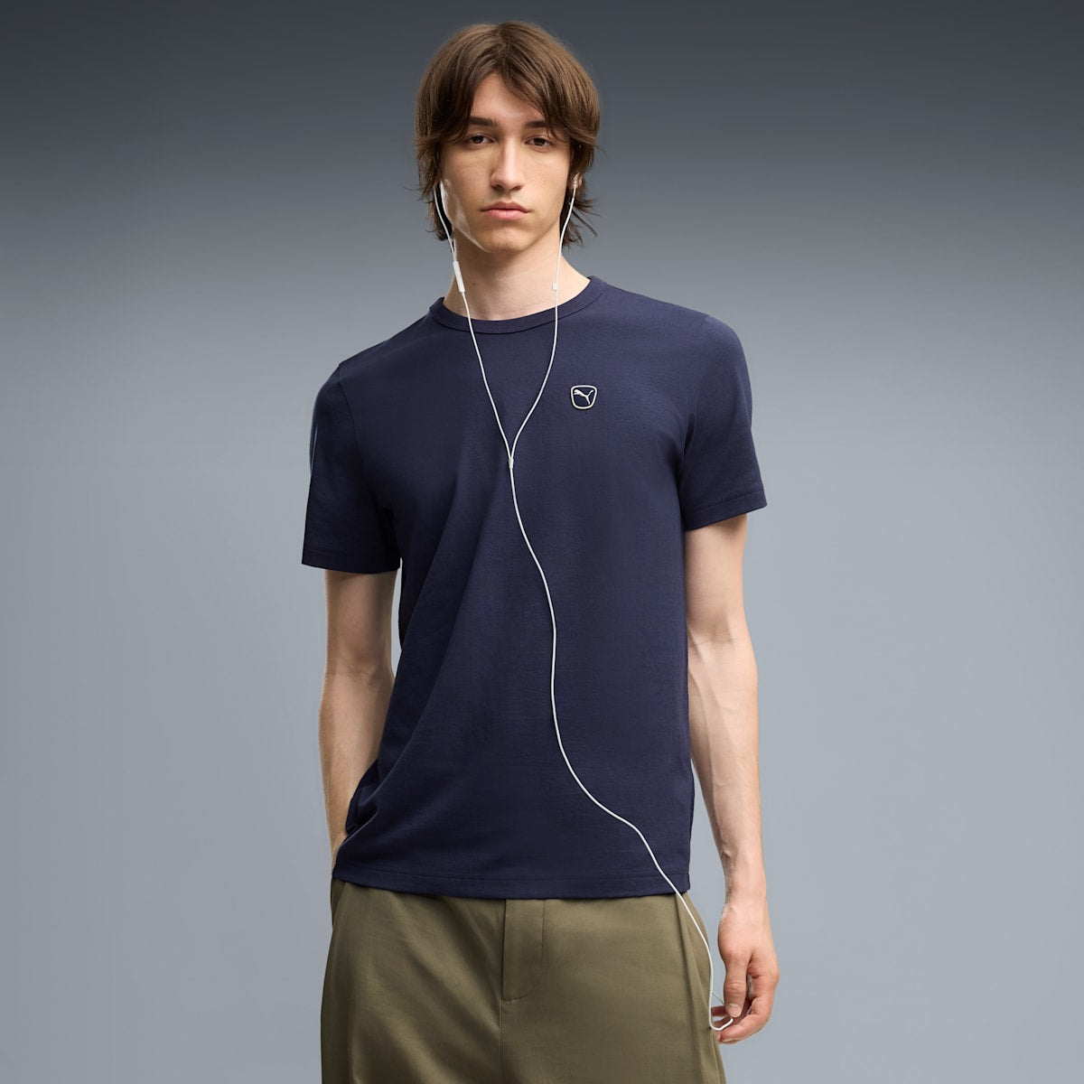 Essentials Elevated Tee Men - PUMA Navy - on model