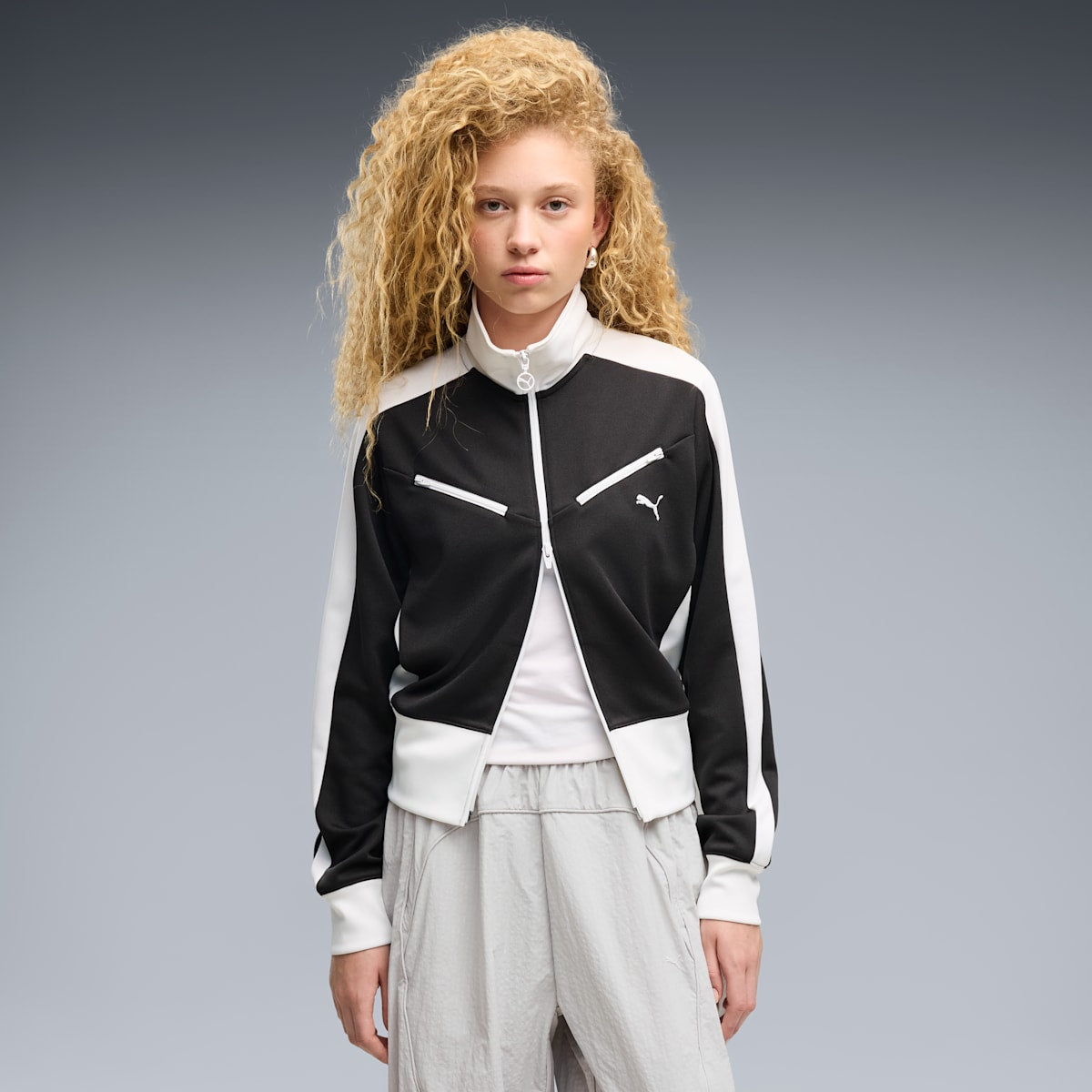T7 Retro Track Jacket Women - PUMA Black-PUMA White - on model