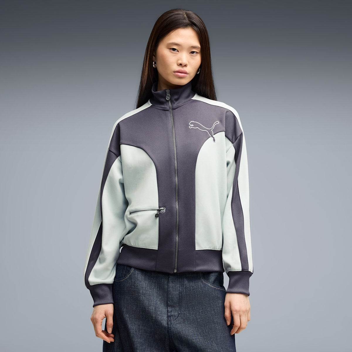 T7 Relaxed Love Of The Cat Track Jacket Women - Inky Depths - on model