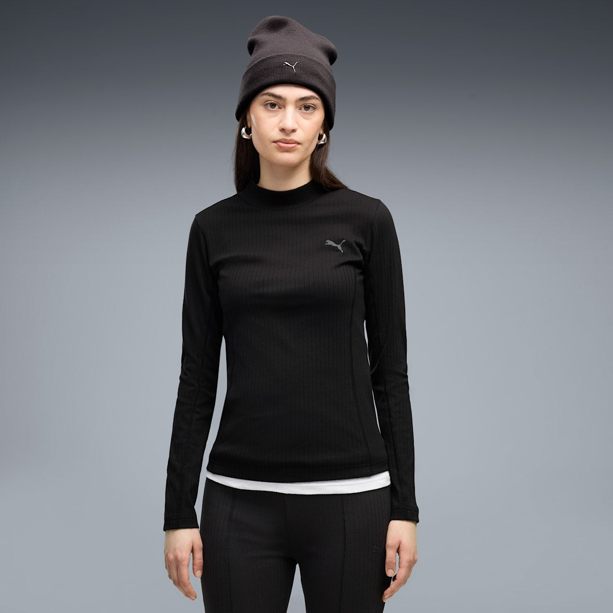 HER Slim Rib Long Sleeve Tee Women - PUMA Black - on model