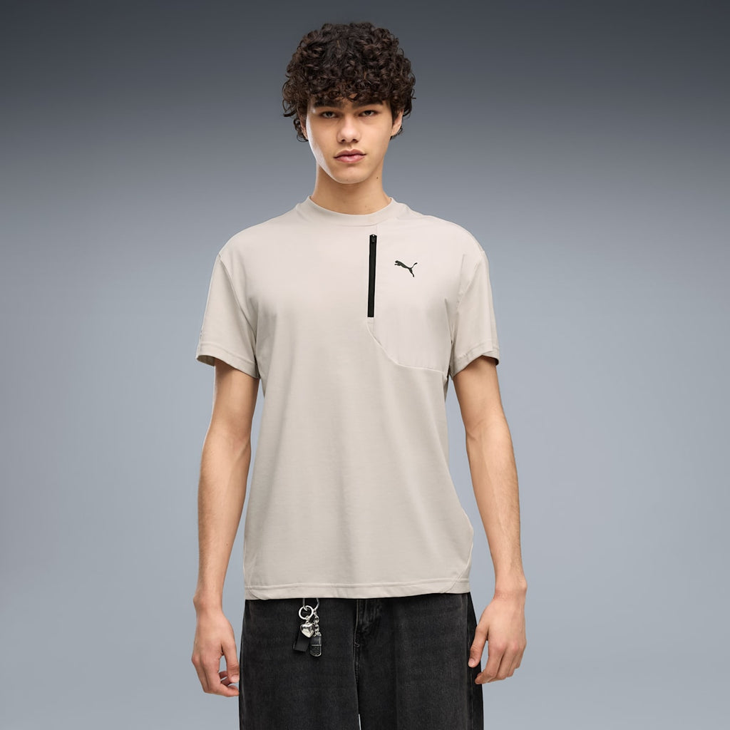 PUMATECH Pocket Tee Men - Silver Fog - on model