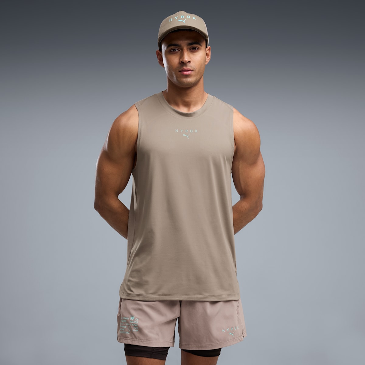 Polera sin mangas PUMA x HYROX CLOUDSPUN para hombre - Mouse Gray - on model