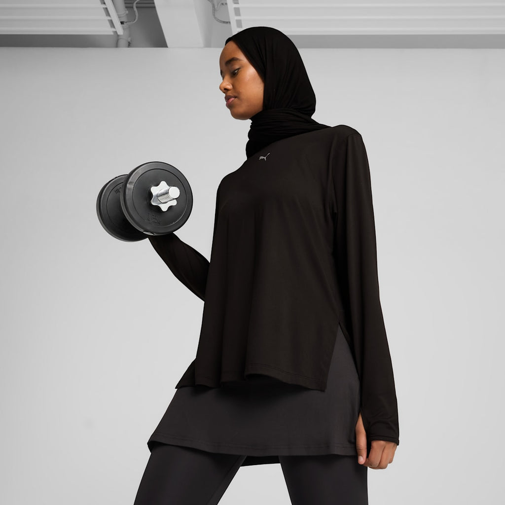 MODEST Oversized Tee Women - PUMA Black - on model