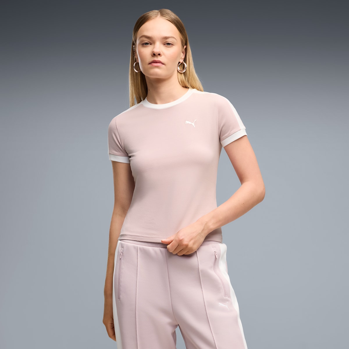T7 Women's Slim Tee - Misty Pink - on model