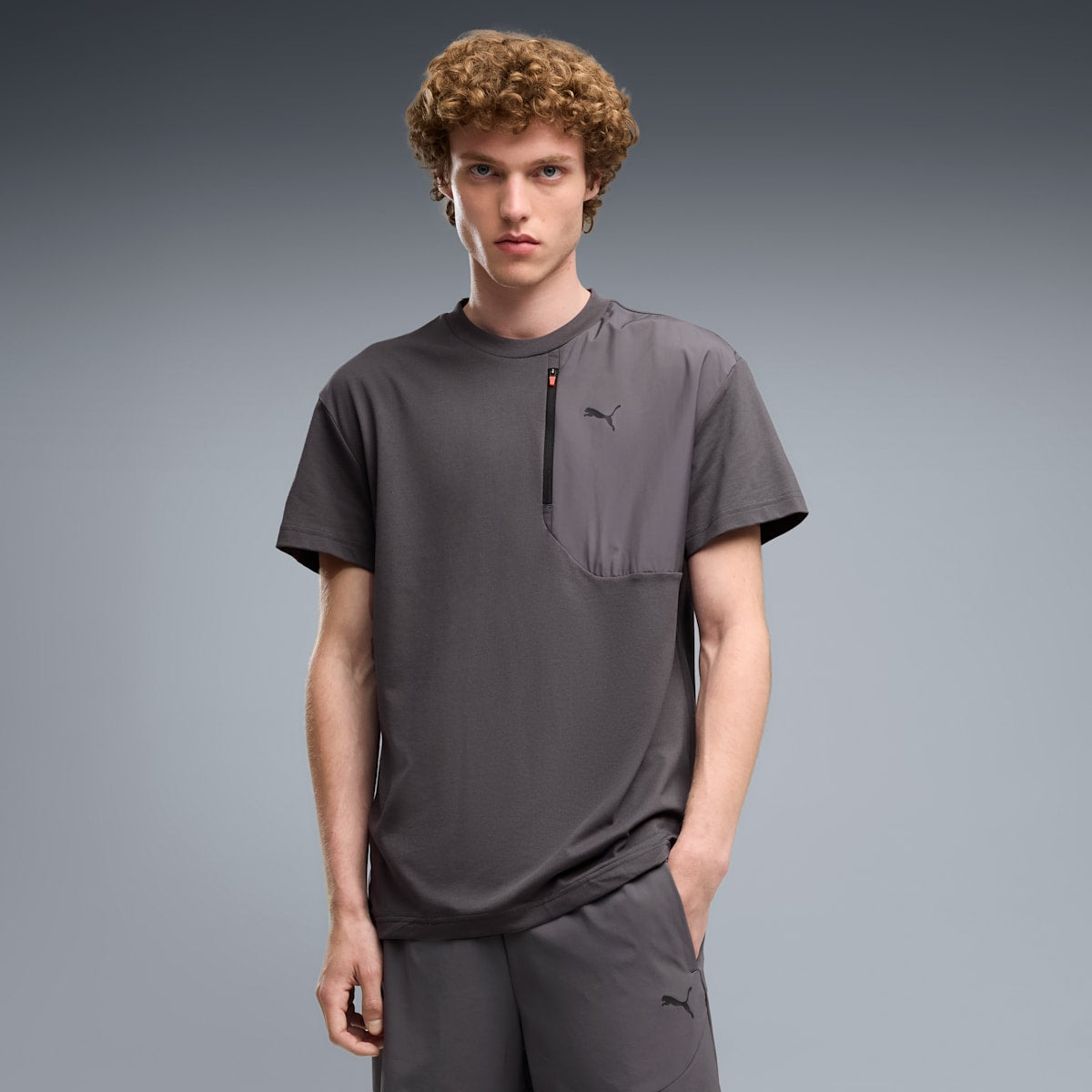 PUMATECH Pocket Tee Men - Moody Gray - on model