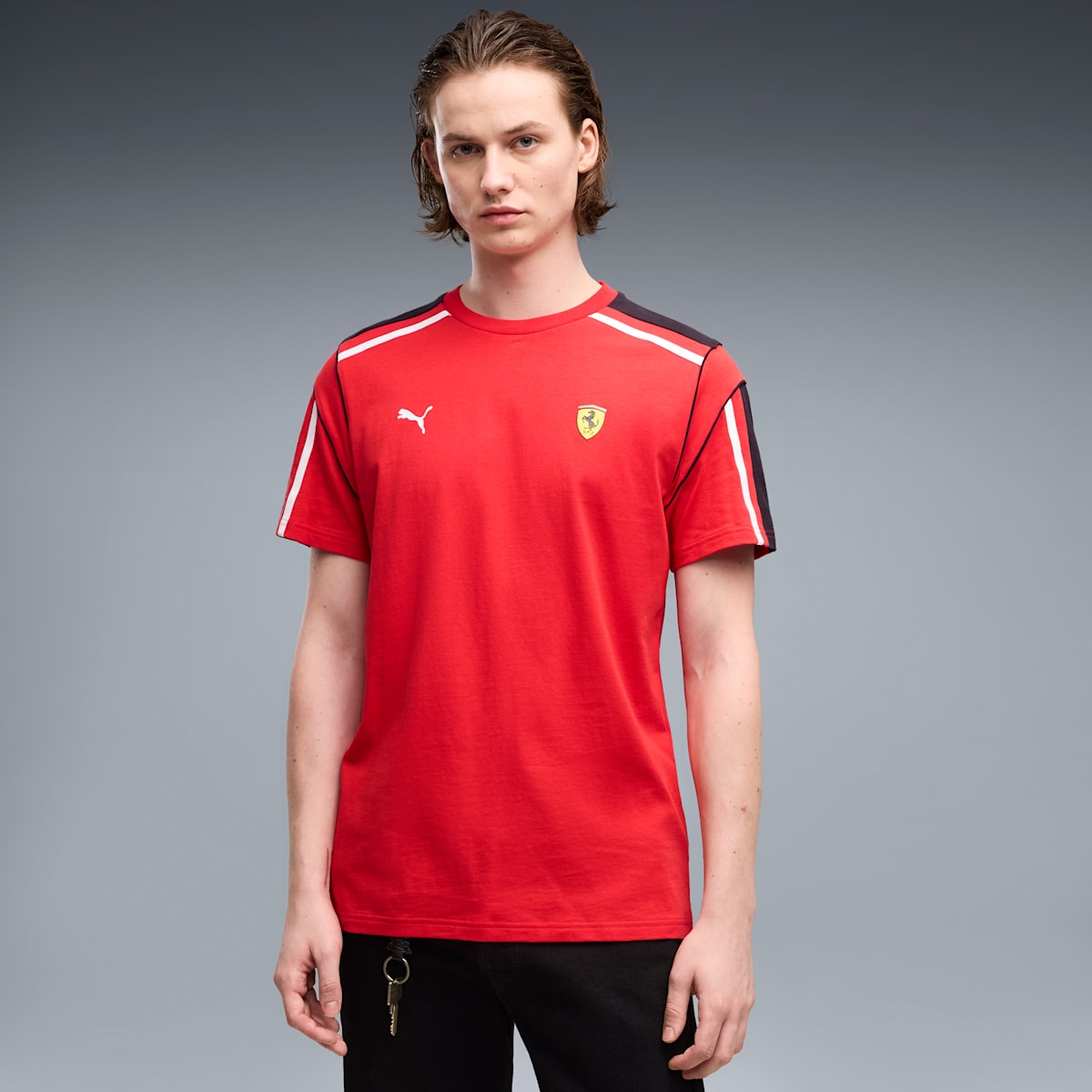 Ferrari MT7 Tee Men - Rosso Corsa - on model