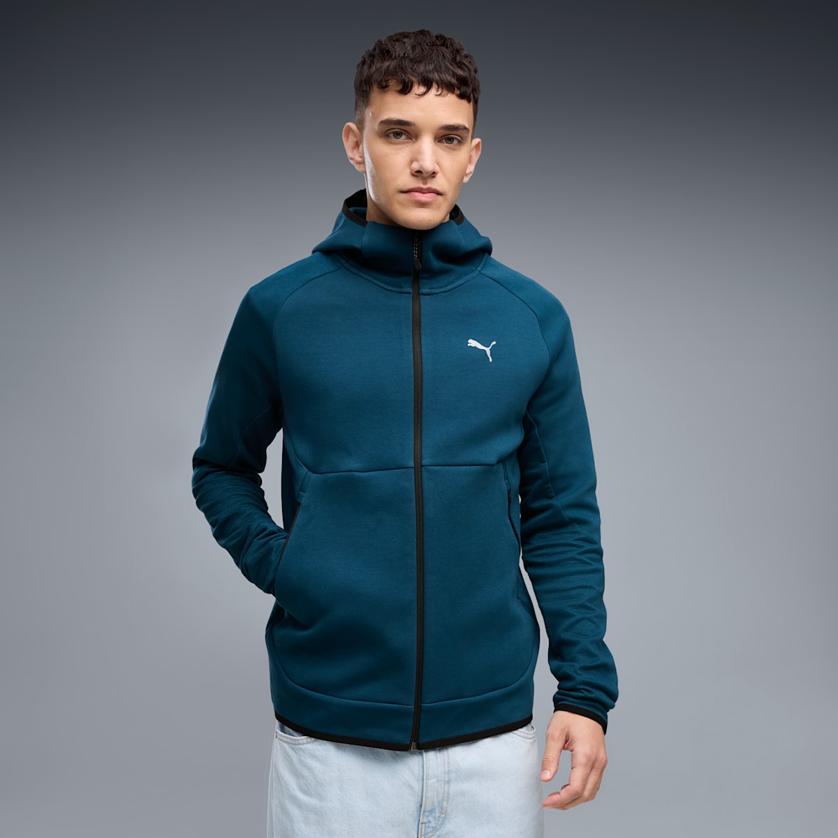 PUMATECH Elevated Slim Full-Zip Hoodie Men - Midnight Petrol - on model