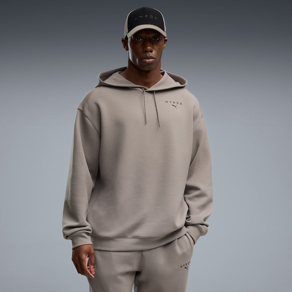 PUMA x HYROX CLOUDSPUN Hoodie Men - Mouse Gray - on model