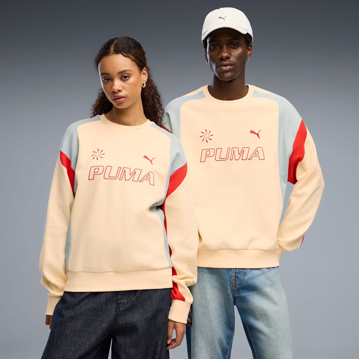 FUTURE.PUMA.ARCHIVE Relaxed Moto Crew Sweatshirt Unisex - Buttercream - on model